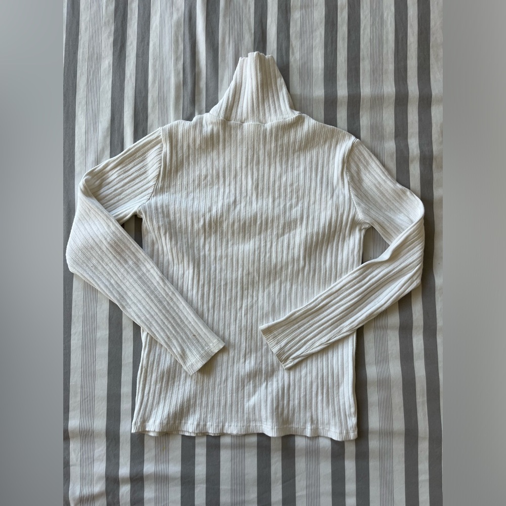 white long sleeve turtle neck